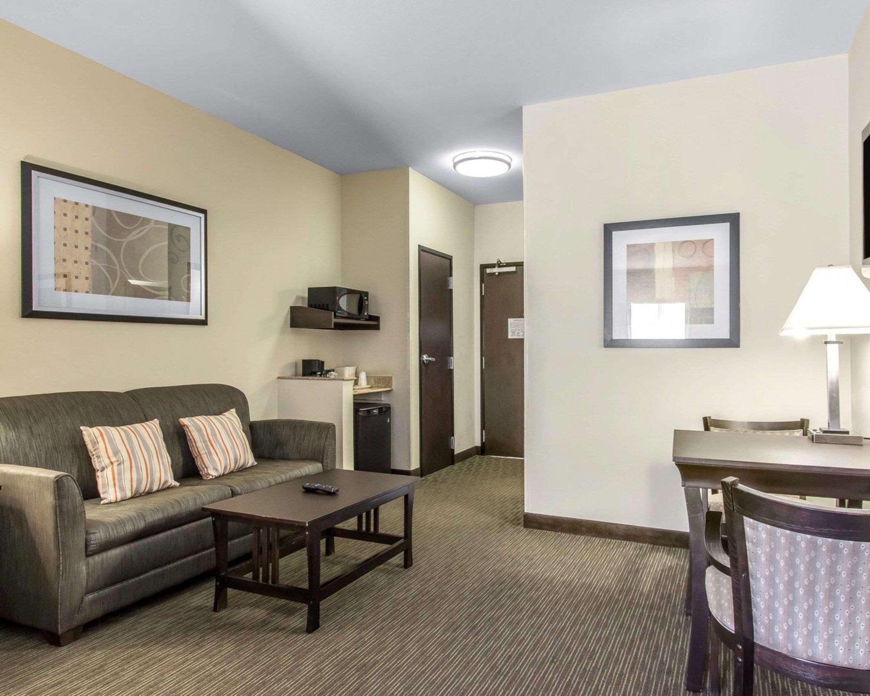Comfort Inn & Suites Oklahoma City West - I-40 Dış mekan fotoğraf